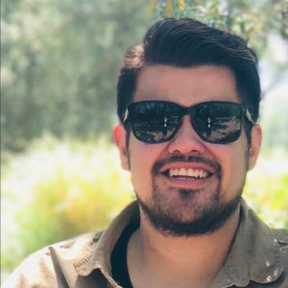 Meet your Posher, Daniel - Picture 1 of 1